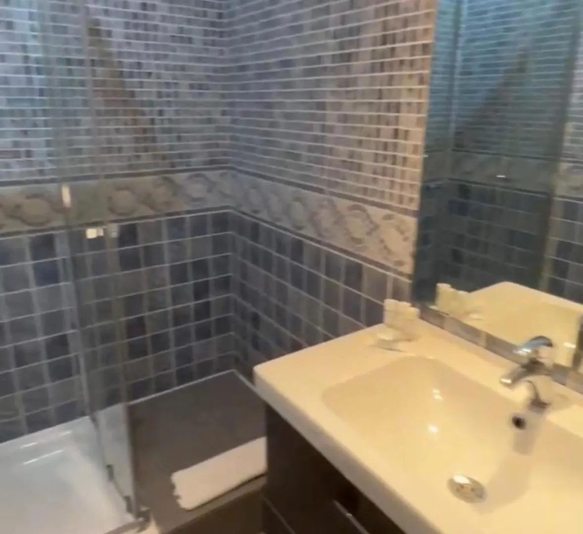 Central Apartment For 5 People Barcelona